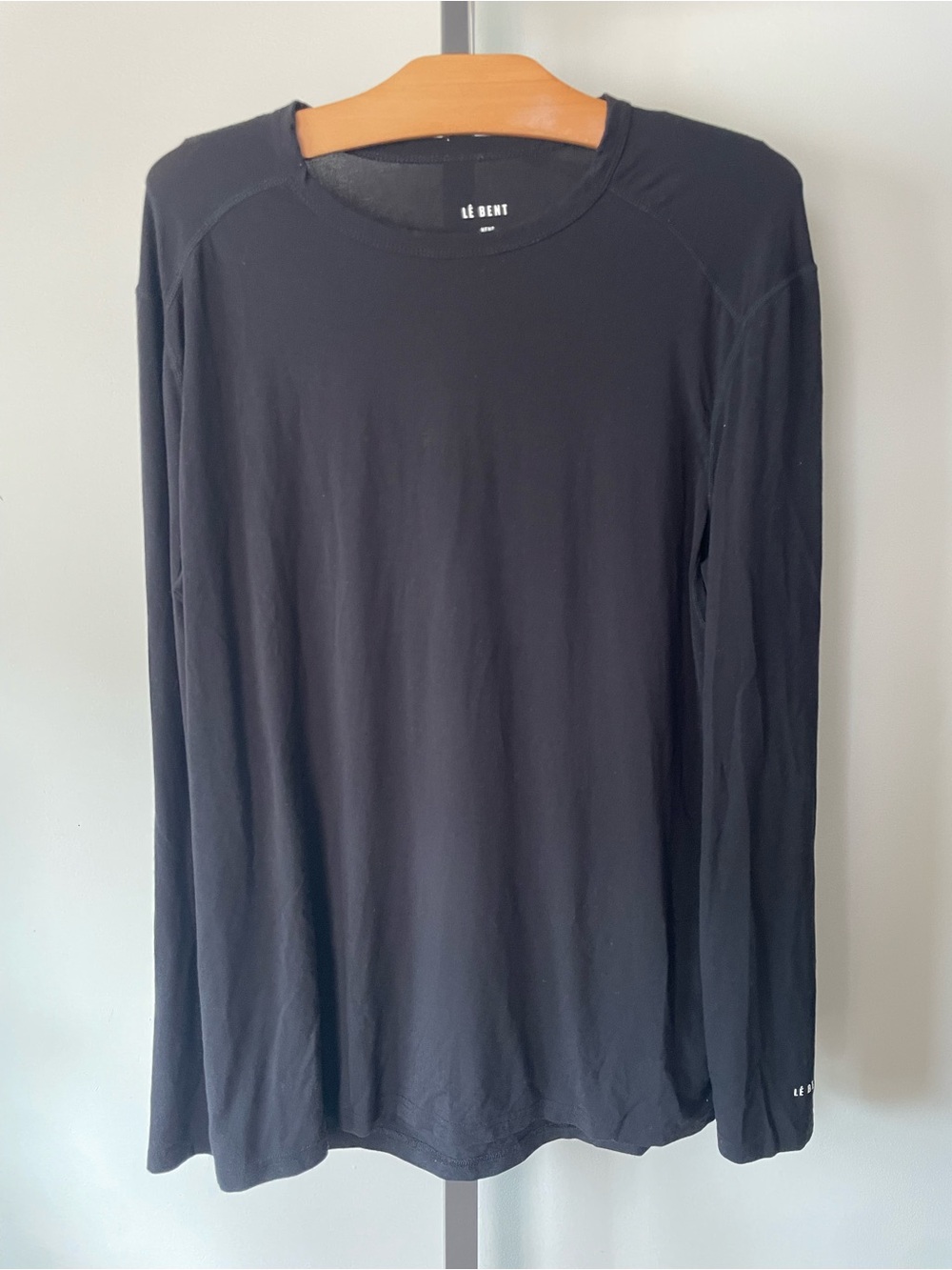 LÉ BENT Men’s 200gm² Merino Blend Long Sleeve Base Layer Black Medium
